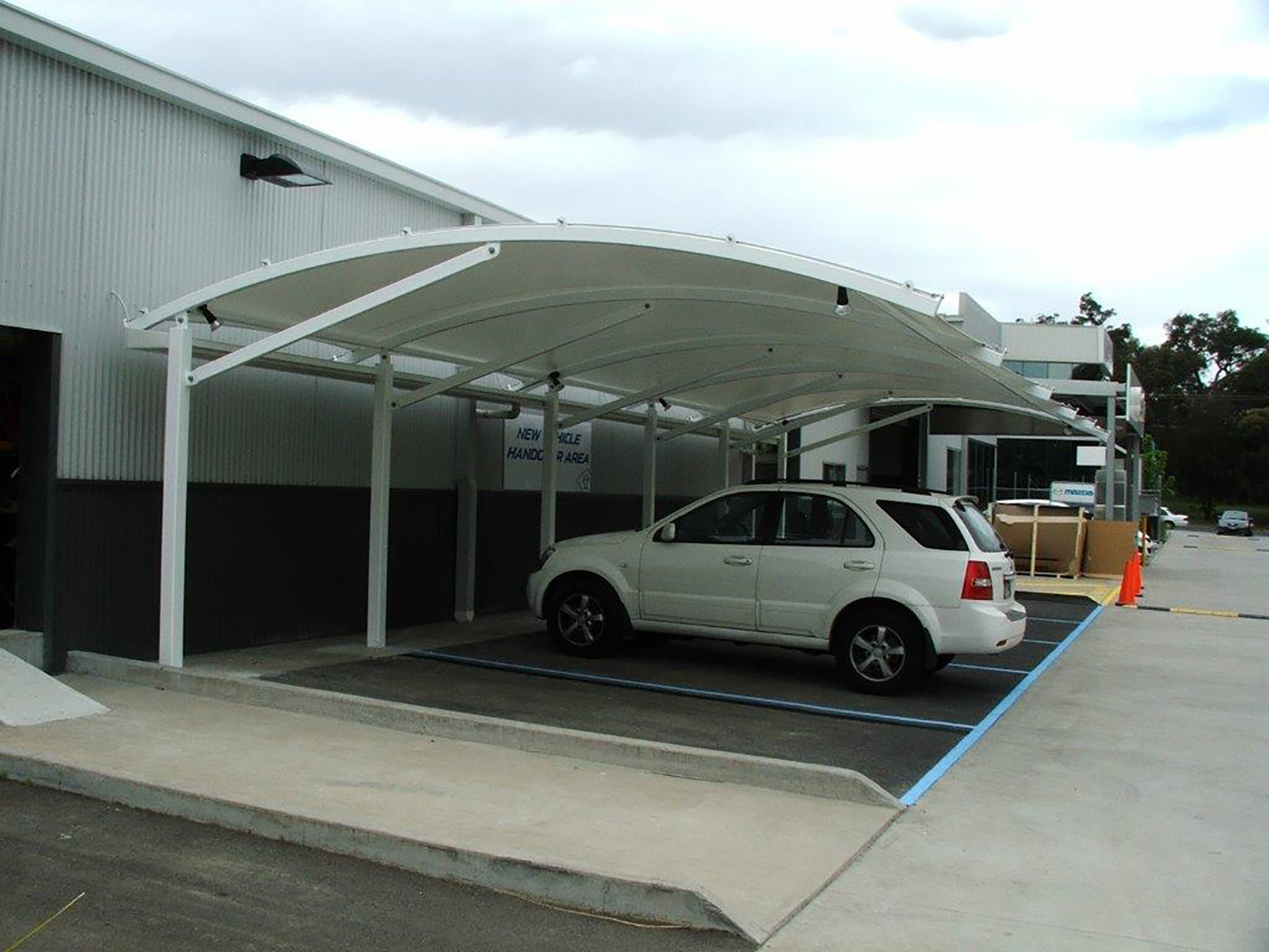 Ringwood cantilever shade structure Carport