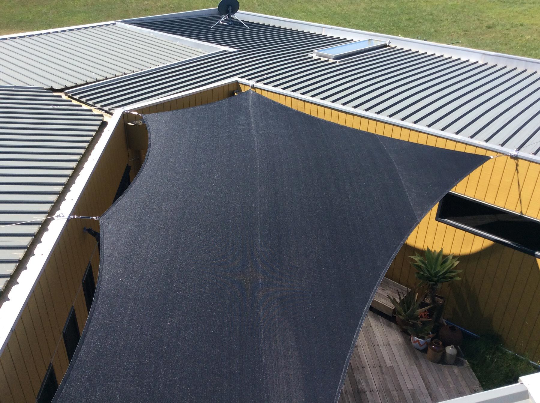 Top Shade Sail - Patio Shade Sail