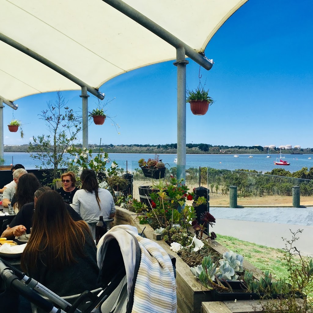 Shade Structure providing shade at café